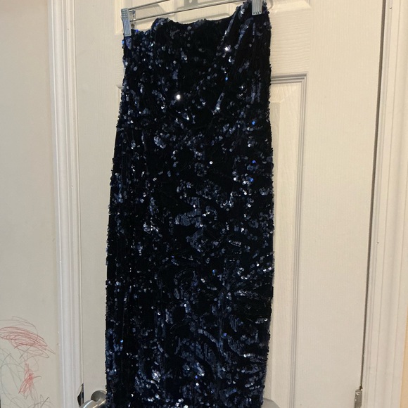 Elegant navy blue Velvet Skirt - Picture 6 of 8